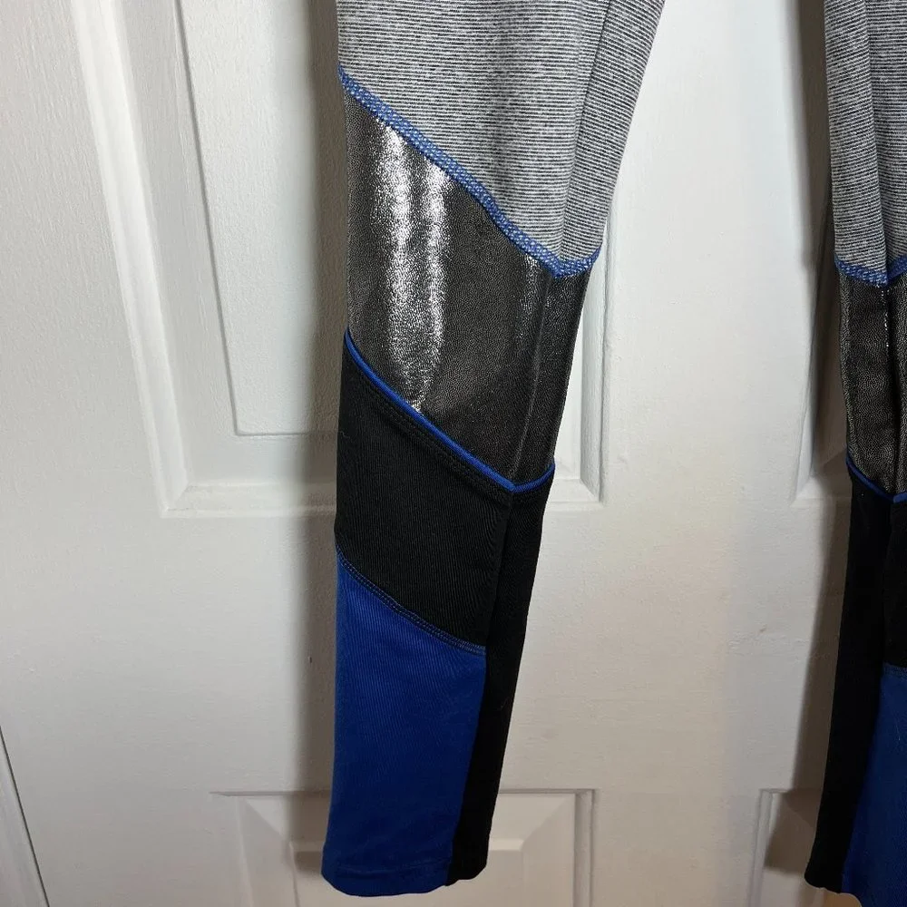 Stylish Justice black and blue leggings 14/16